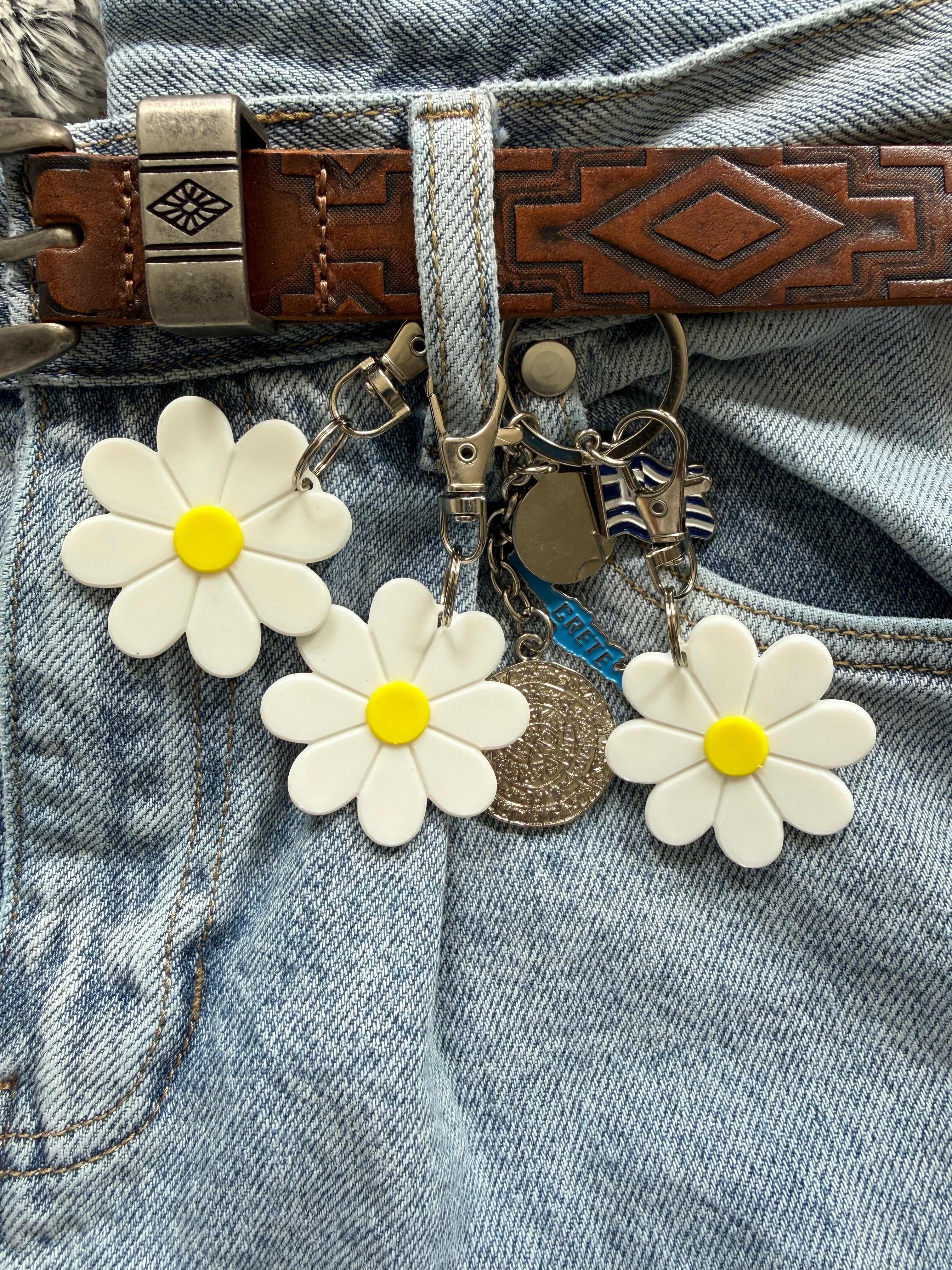Daisy Keychain